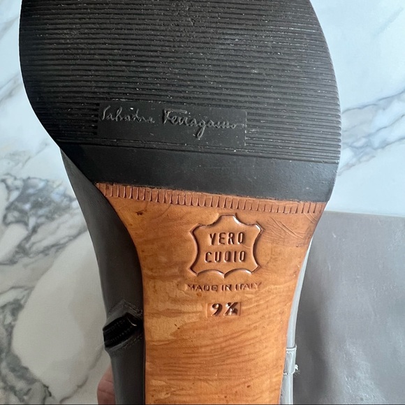 𝗩𝗜𝗡𝗧𝗔𝗚𝗘 Salvatore Ferragamo designer boots - Picture 5 of 12
